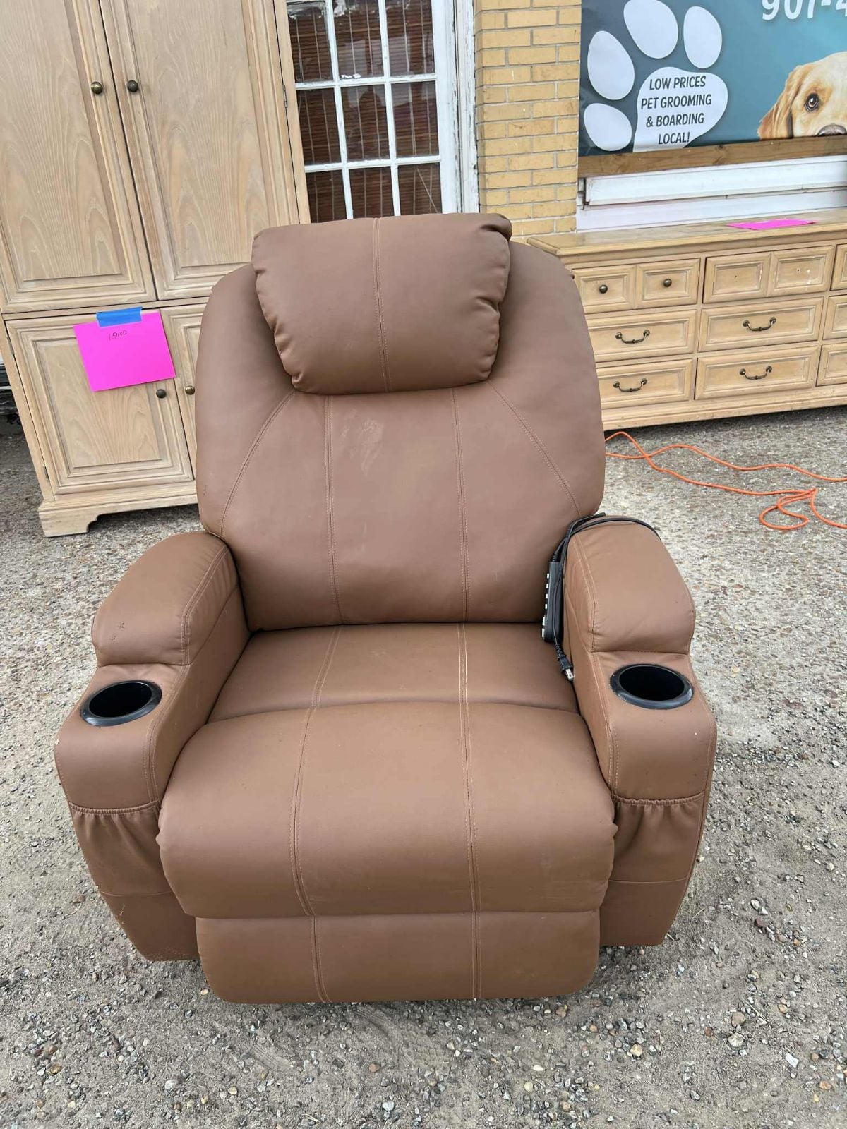 Lift Chair – Excellent Condition – $200