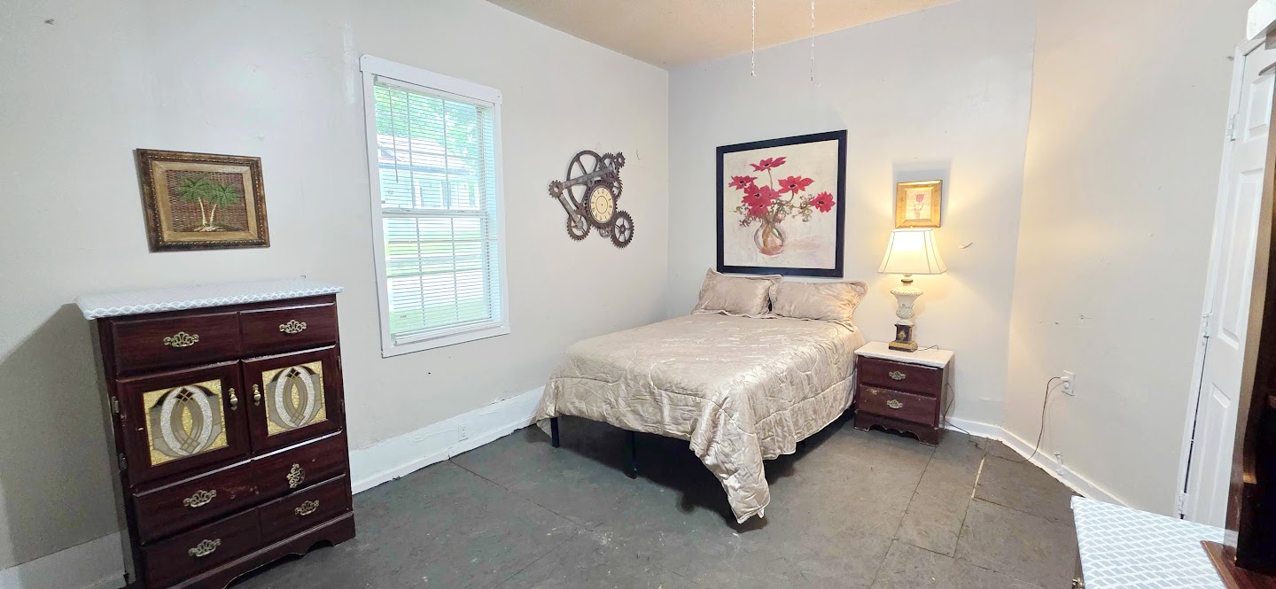 Comfortable Private Room Available – $165/Week or $600/Month (Room ID: MT-G9E1SN7)