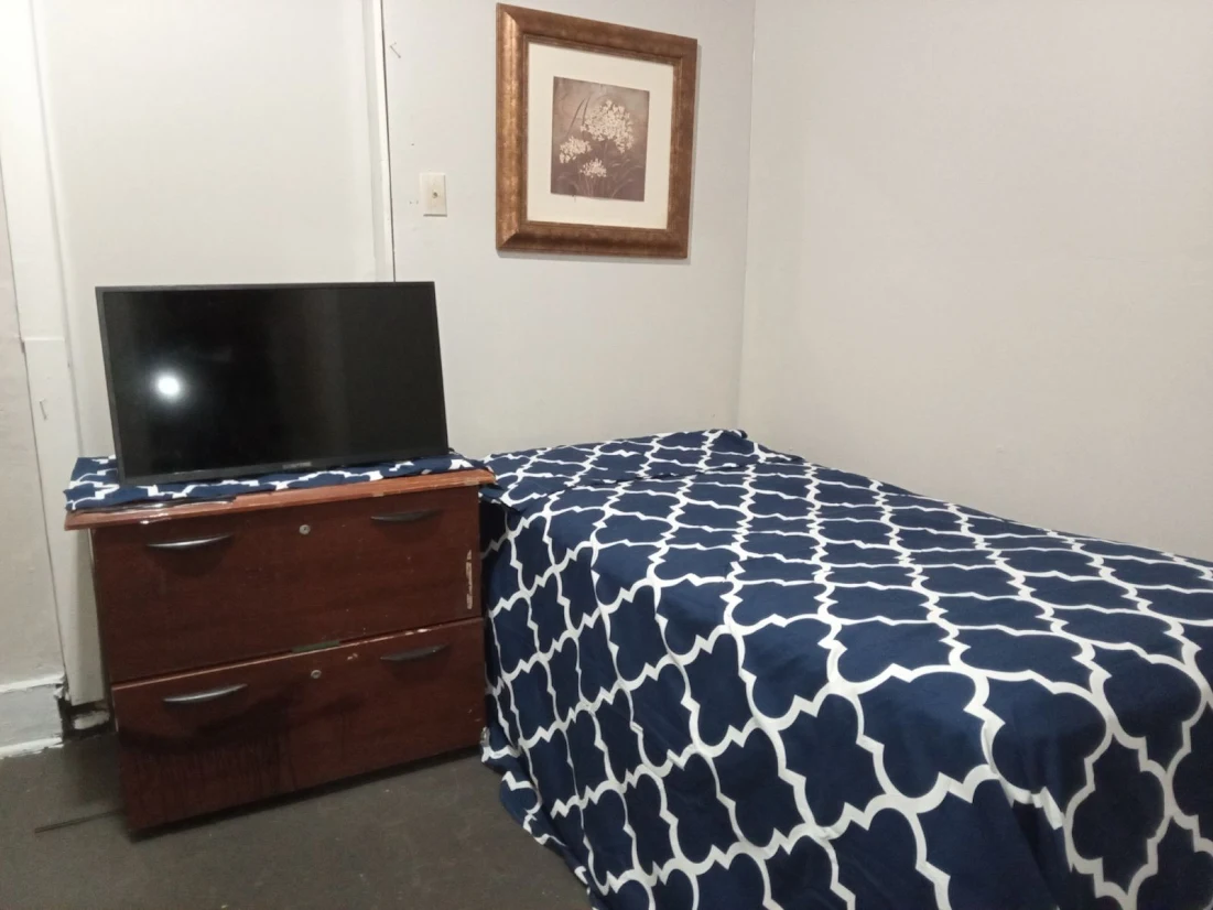Beautiful Private Room for $135/Weekly or $500/Monthly (Room ID: MT-G5K1SC8)