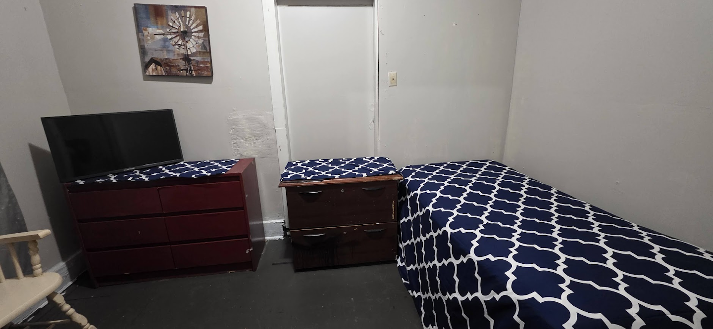Beautiful Private Room for $135/Weekly or $500/Monthly (Room ID: MT-G5K1SC8)