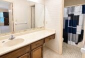 Norcross, GA – Quiet, Beautiful, and Private Room with Personal Bathroom for Rent – $290Weekly / $1,100 Monthly (Room ID: AG-G10G1PY5)