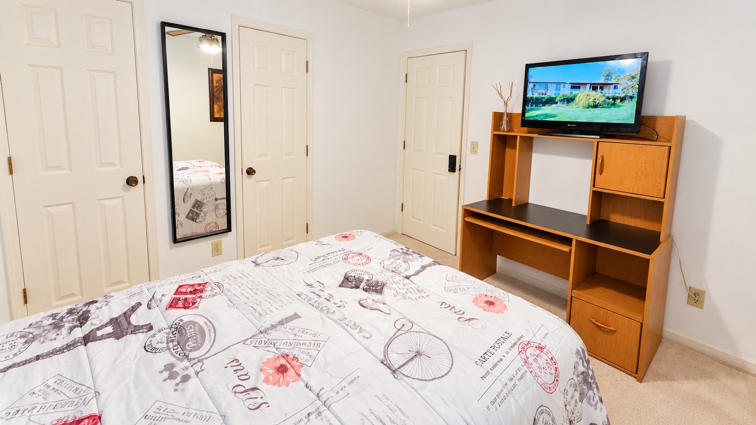Norcross, GA – Quiet, Beautiful, and Private Room for Rent – $190Weekly / $700 Monthly (Room ID: AG-G10I1PW2)
